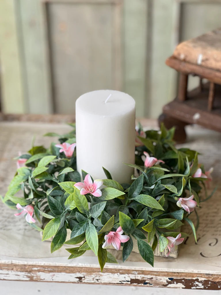 Bashful Blooms Candle Ring